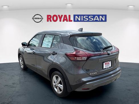 Used 2025 Nissan Kicks Play S image 5