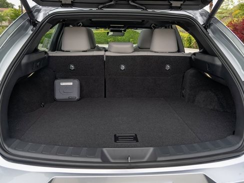 New 2026 Lexus UX 300h FWD image 9