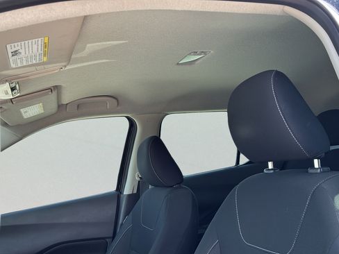 Used 2021 Nissan Kicks S FWD image 15