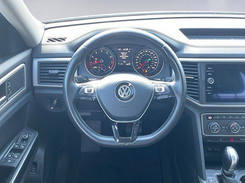 Used 2019 Volkswagen Atlas SE FWD image 18