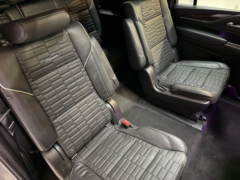 Used 2021 Cadillac Escalade ESV Premium Luxury Platinum image 53