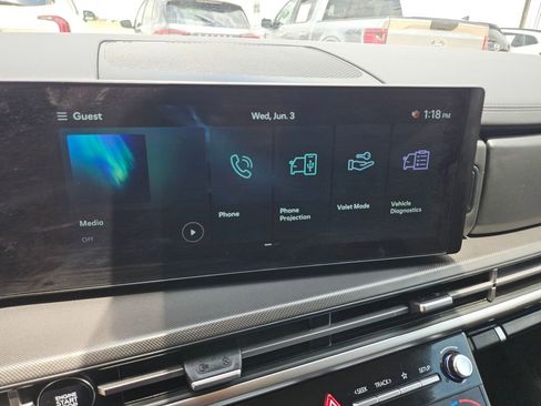 Used 2025 Hyundai Santa Fe SEL FWD image 21