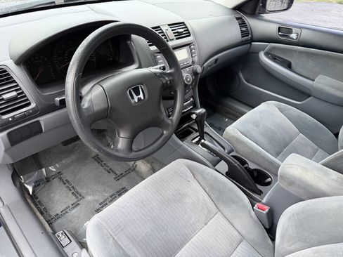 Used 2005 Honda Accord LX image 13