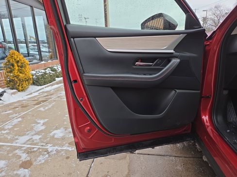 Used 2025 MAZDA CX-70 3.3 Turbo w/ Premium Package image 13