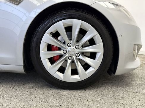 Used 2016 Tesla Model S P90D image 39