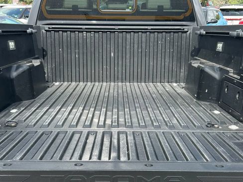 Used 2024 Toyota Tacoma Limited AWD/4WD image 13