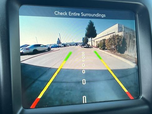 Used 2018 Jeep Cherokee Limited image 20