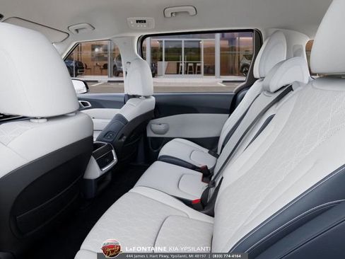 New 2026 Kia Carnival EX FWD image 18