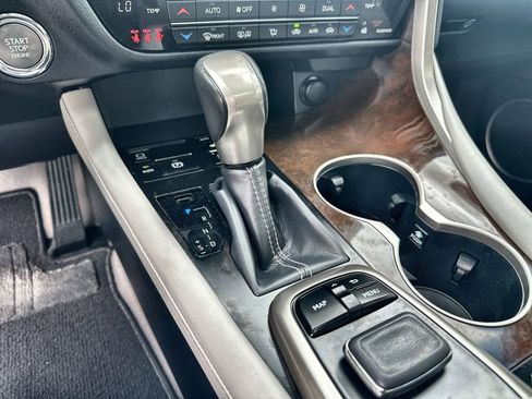 Used 2019 Lexus RX 350 FWD w/ Navigation Package image 26