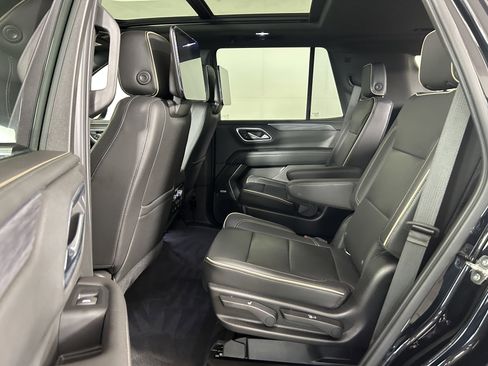 Used 2021 GMC Yukon SLT w/ SLT Luxury Plus Package AWD/4WD image 24