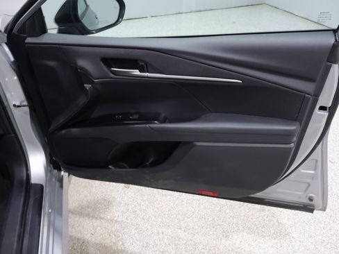 Used 2025 Toyota Camry LE image 22
