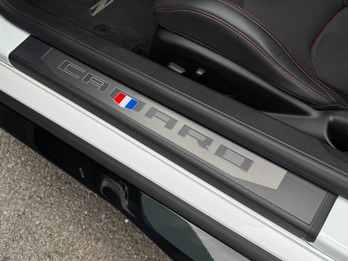 Used 2022 Chevrolet Camaro ZL1 image 82