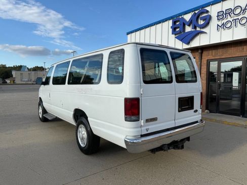 Used 2007 Ford E-350 and Econoline 350 XLT image 3