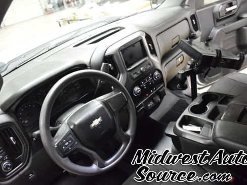 Used 2021 Chevrolet Silverado 2500 W/T w/ WT Fleet Convenience Package image 9