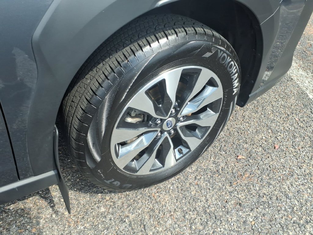 Used 2023 Subaru Outback Limited AWD/4WD image 7