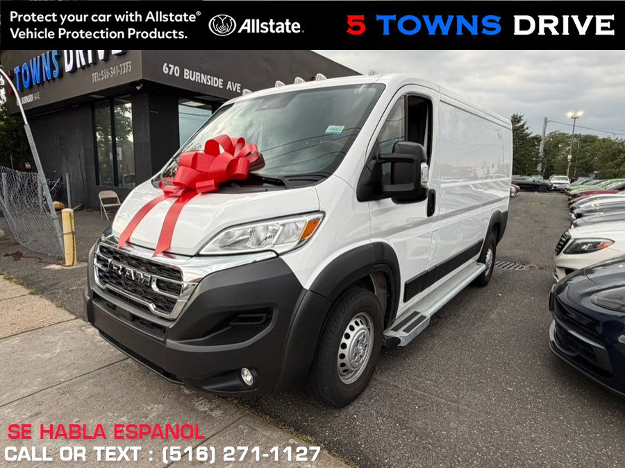 Used 2025 RAM ProMaster 2500 w/ U-Haul Equipment Group FWD image 1