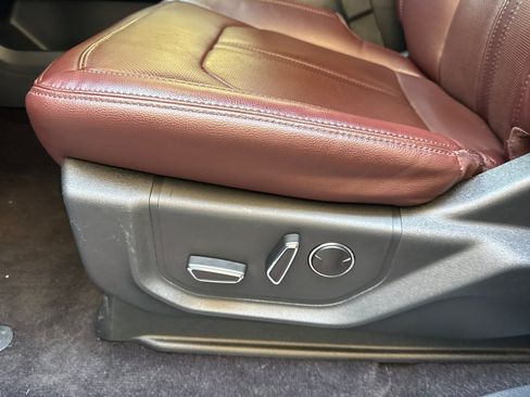 Used 2022 Ford Expedition Max Limited RWD image 14