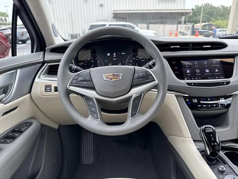 New 2026 Cadillac XT5 Premium Luxury w/ Driver Assist Package FWD image 16