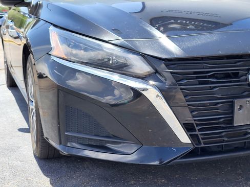 Used 2024 Nissan Altima 2.5 SV FWD image 14
