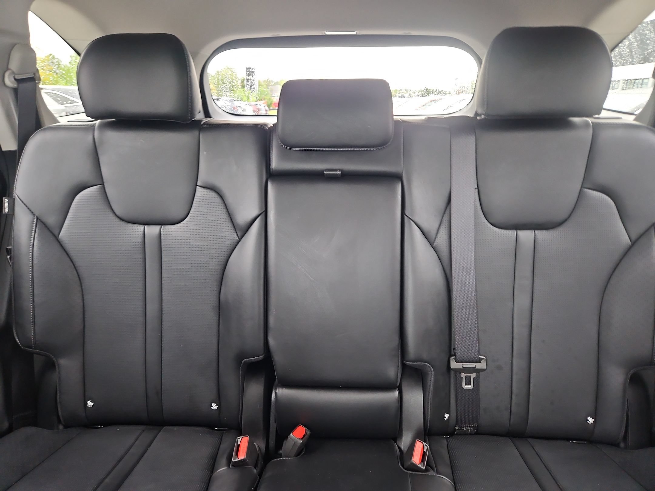 Used 2025 Kia Sorento S w/ Panoramic Sunroof Package FWD image 13