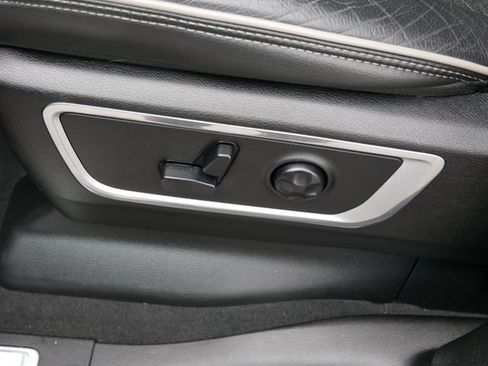 Used 2019 RAM 1500 Laramie AWD/4WD image 20