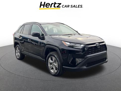 Used 2025 Toyota RAV4 LE image 1