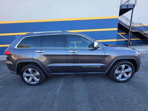 Used 2014 Jeep Grand Cherokee Limited w/ Luxury Group II image 4