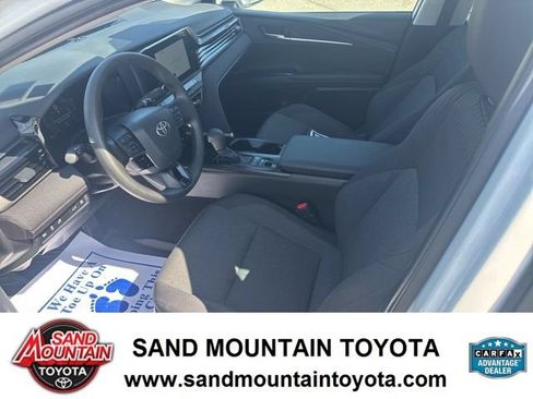 Used 2025 Toyota Camry LE w/ Convenience Package FWD image 6