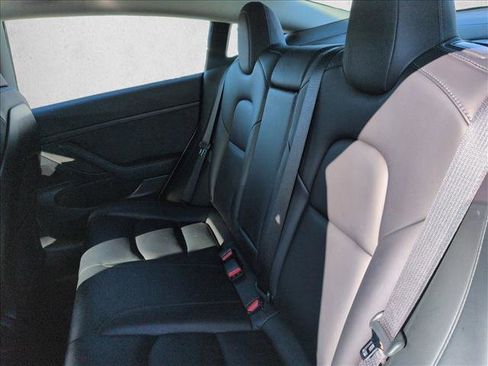 Used 2020 Tesla Model 3 Standard Range Plus image 19