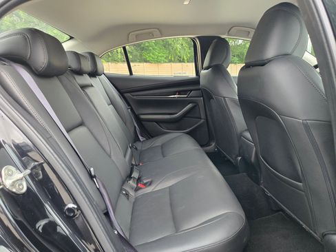 Used 2024 MAZDA MAZDA3 s FWD image 24