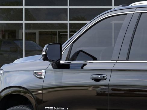 New 2026 GMC Yukon XL Denali image 12