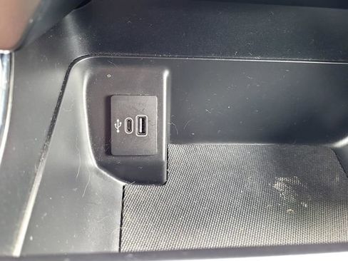 Used 2025 Ford F150 XLT w/ Equipment Group 301A Standard AWD/4WD image 18