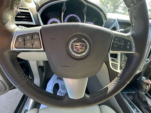 Used 2012 Cadillac SRX Luxury image 34