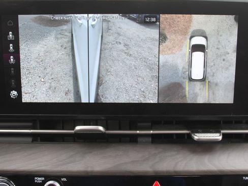 Certified 2023 Kia Carnival SX image 68