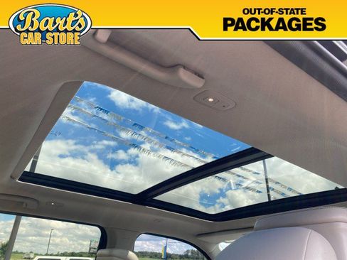 Used 2022 Jeep Wagoneer Series II w/ Premium Group I AWD/4WD image 12