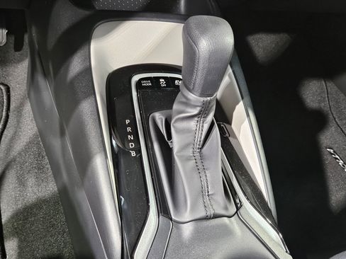 New 2026 Toyota Corolla LE FWD image 18