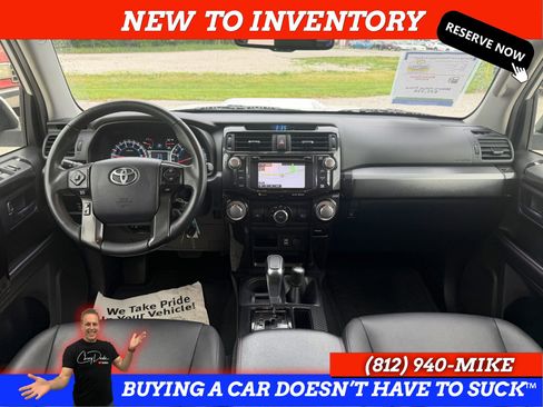 Used 2018 Toyota 4Runner TRD Off-Road Premium AWD/4WD image 13