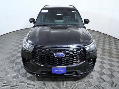 Certified 2025 Ford Explorer ST AWD/4WD image 3