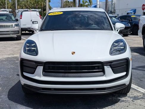 Used 2022 Porsche Macan S AWD/4WD image 2