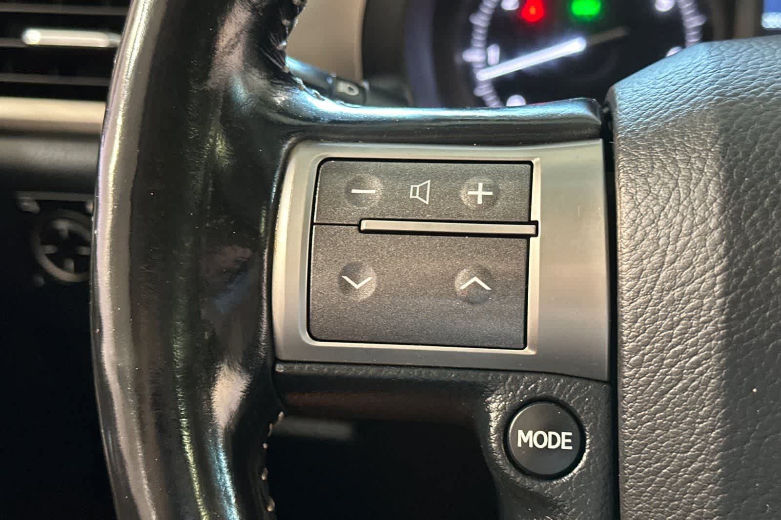 Used 2018 Lexus GX 460 Luxury w/ Preferred Accessory Package AWD/4WD image 33