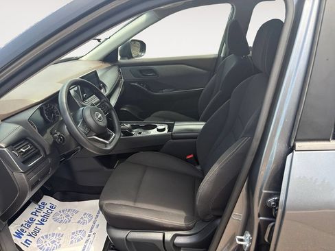 Used 2023 Nissan Rogue S AWD/4WD image 9