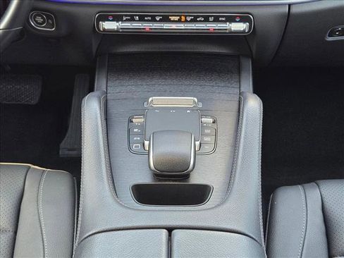 Used 2025 Mercedes-Benz GLE 350 4MATIC w/ AMG Line Exterior image 12