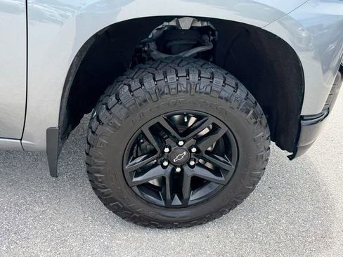 Used 2021 Chevrolet Silverado 1500 LT Trail Boss w/ Safety Package AWD/4WD image 17