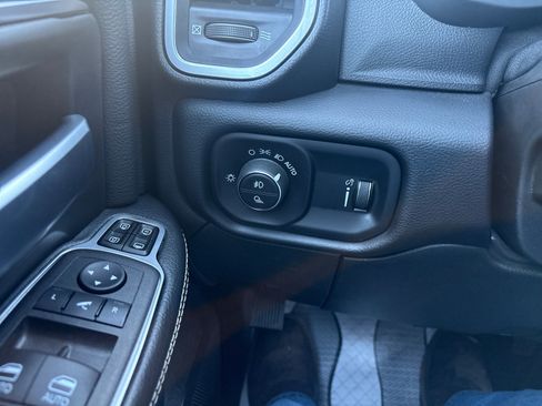 Used 2024 RAM 2500 Big Horn w/ Bed Utility Group image 15