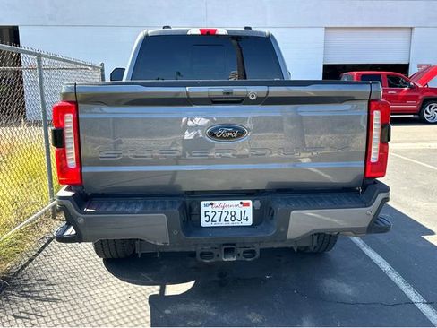Used 2024 Ford F250 Lariat w/ Lariat Ultimate Package AWD/4WD image 5