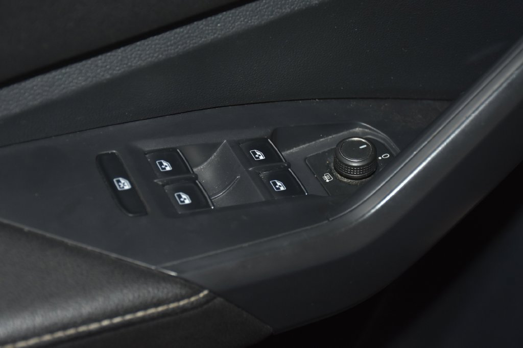 Used 2024 Volkswagen Jetta S FWD image 23
