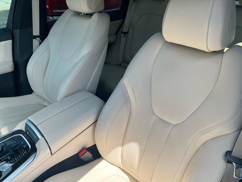 Used 2020 BMW X5 xDrive40i w/ Premium Package AWD/4WD image 13