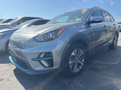 Used 2022 Kia Niro EX w/ Cold Weather Package