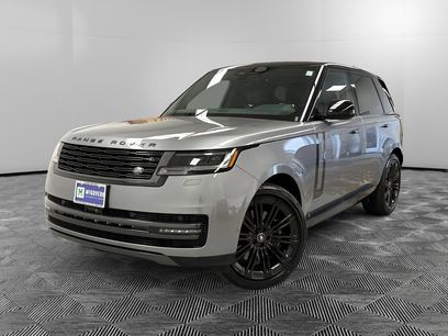 Used 2025 Land Rover Range Rover SE