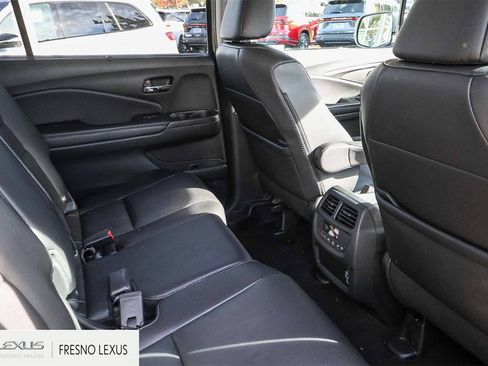 Used 2022 Honda Pilot Special Edition image 13